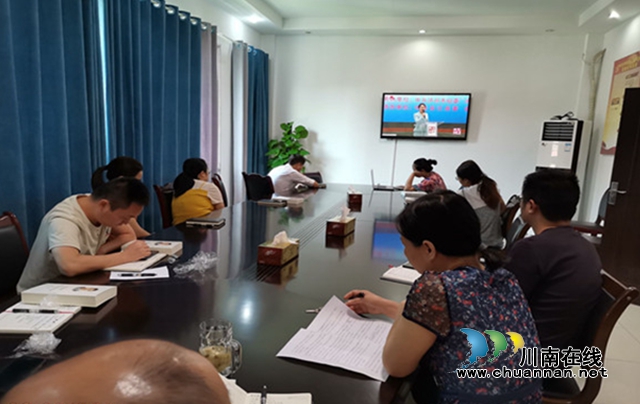 合江县：“阳光问廉”来袭，就问你怕不怕？