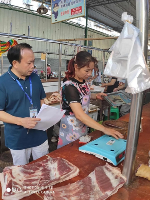 文明城市迎复检 泸州市场监管人全力备战！(图6)