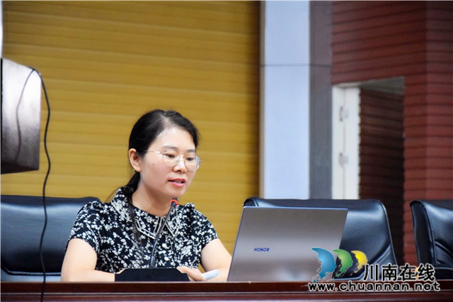 泸州十八中：开学送大礼——“尚礼大讲堂·我的带班兵法”开讲啦！(图3)