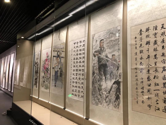 “磅礴乌蒙•奔康圆梦”云贵川三省五市州书画摄影联展在泸州举行(图4)