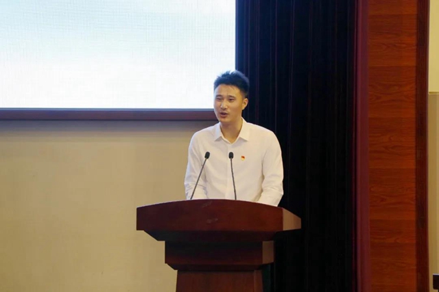 致敬！龙马潭区召开庆祝第36个教师节暨全区教育工作大会(图5)