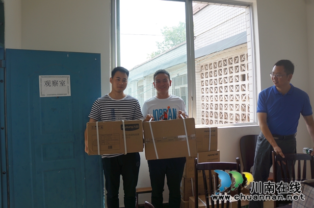 李盛春率队到泸县立石镇开展教师节慰问活动(图2)