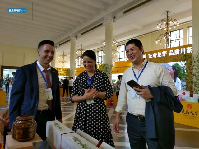 一年产值218亿!宜宾的这种特产又“火”了!惊艳亮相上海(图3) 一年产值218亿!宜宾的这种特产又“火”了!惊艳亮相上海(图3)