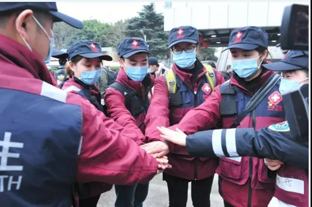 国家级荣誉！四川省卫生健康委员会获评全国抗击新冠肺炎疫情先进集体(图6)