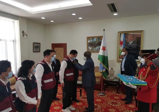 国家级荣誉！四川省卫生健康委员会获评全国抗击新冠肺炎疫情先进集体(图7)