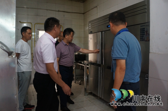 蔡辉率队到泸县立石镇督导校园安全