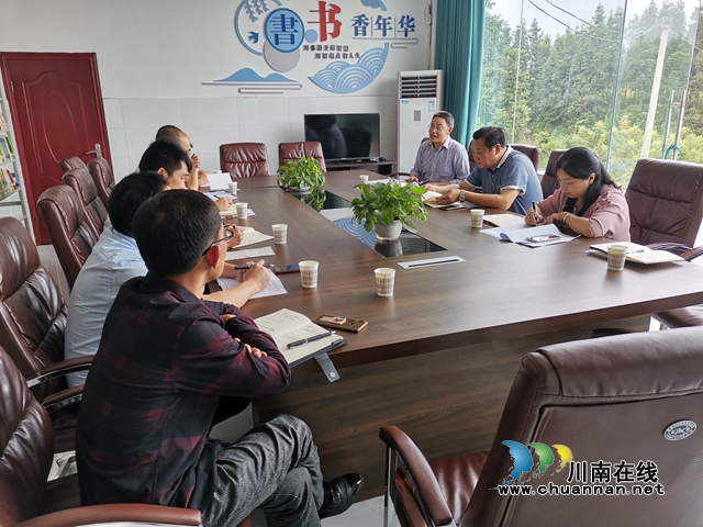 纳溪区行政审批局深入开展镇村两级便民服务体系建设调研工作(图3)