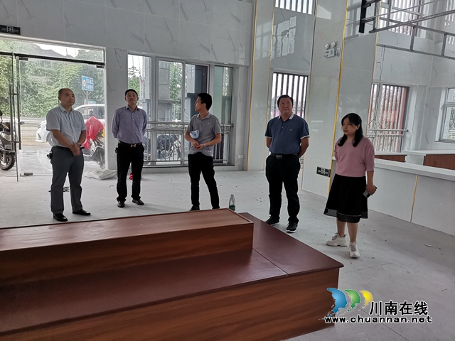 纳溪区行政审批局深入开展镇村两级便民服务体系建设调研工作(图2)