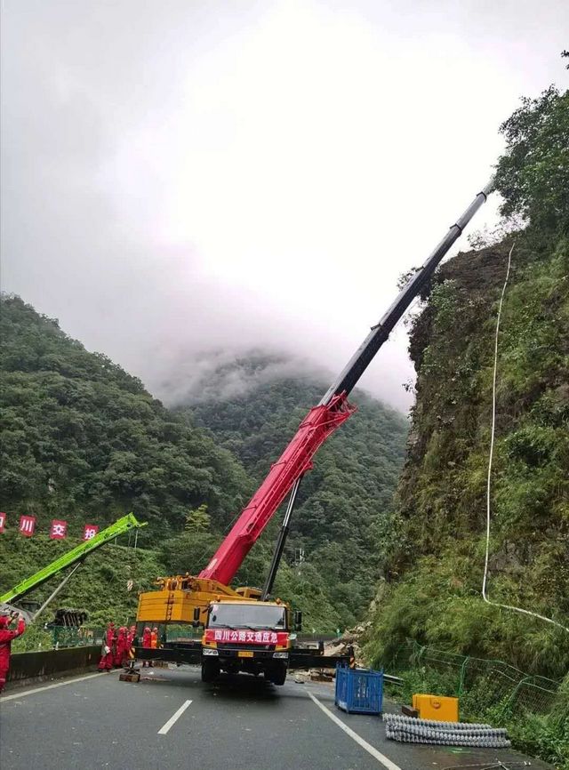 好消息！雅西高速排危后，今天有望开放小车单幅双向通行(图2)