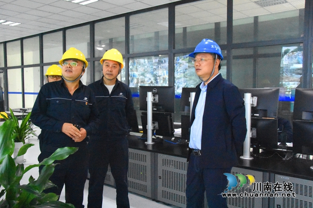 申波率队开展节前安全暗查暗访(图1)