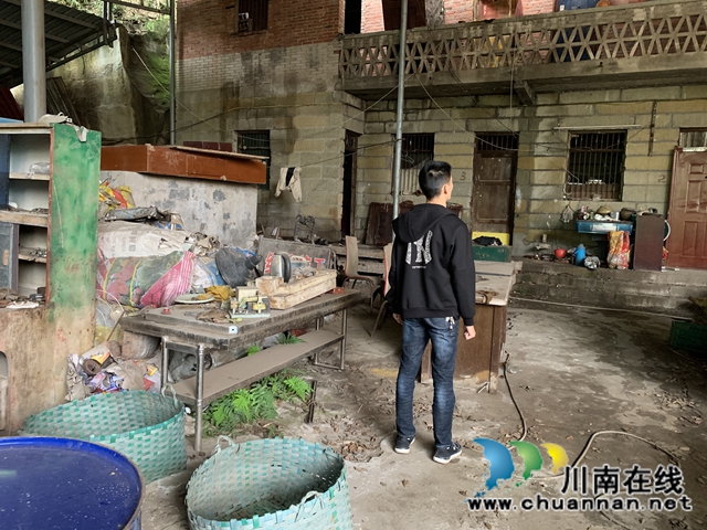 内江经开区靖民镇凉风:做好节前安全大检查,确保过好“双节”(图1) 内江经开区靖民镇凉风:做好节前安全大检查,确保过好“双节”(图1)