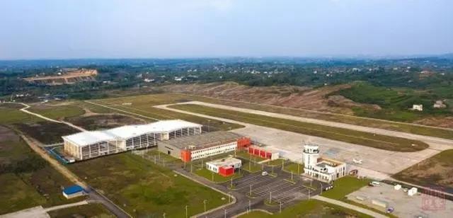 飞起来！四川首个B类飞行服务站在自贡启用