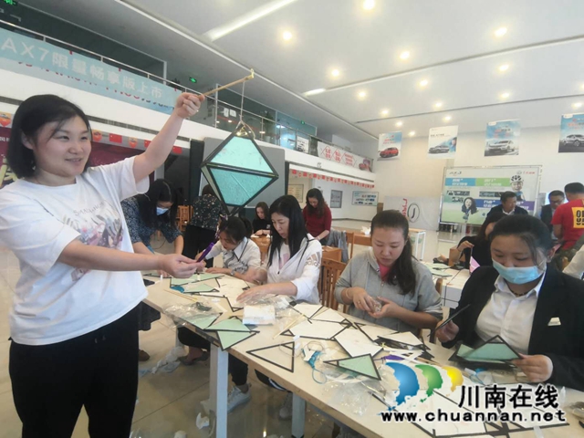 纳溪：喜庆“双节”，祝福祖国(图4)