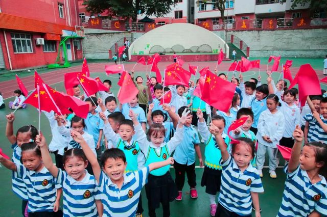 自贡,突然“红”了(图8) 自贡,突然“红”了(图8)