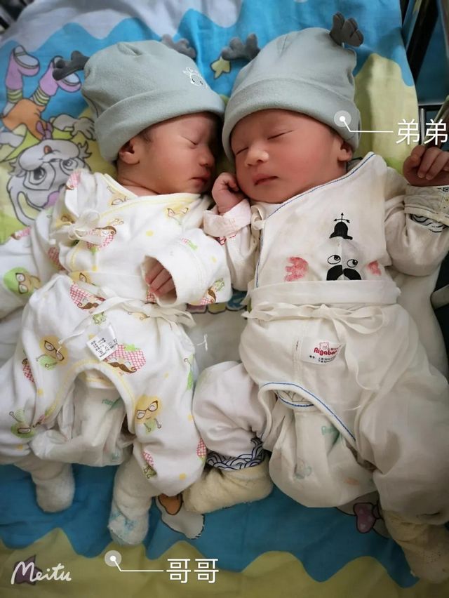 【可爱】一百年仅四次，看看昨天降临的双节萌宝！(图4)