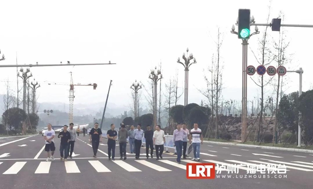 双向六车道！泸州又一城市主干道验收