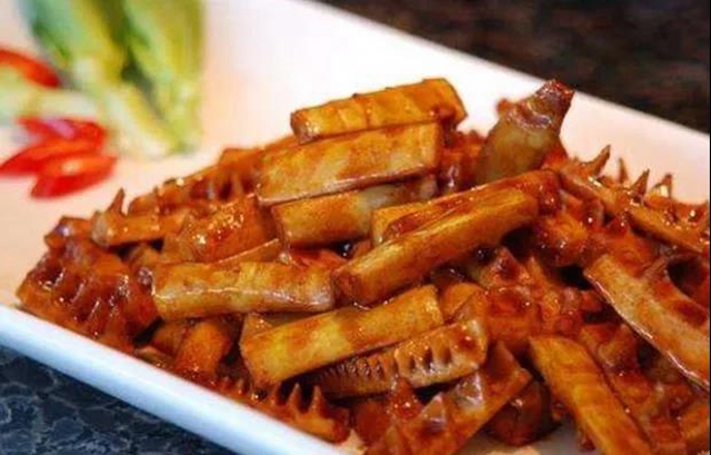 宜宾山上这种“宝贝”产值竟高达1.2亿元！好多人都去寻找、采收……(图20)