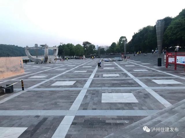 泸州长江滨江路修复工程开工 预计下月底前完成(图5)