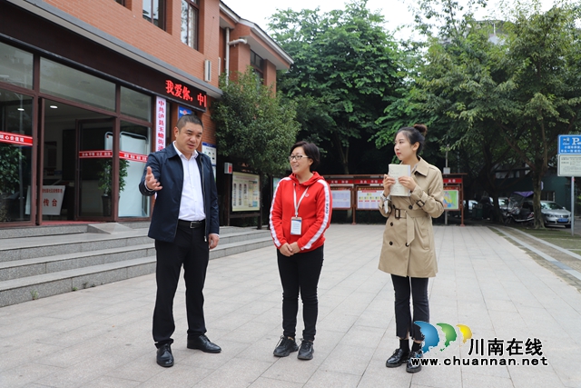 泸县玉蟾街道督导创文、基层社会治理、河长制工作(图2)