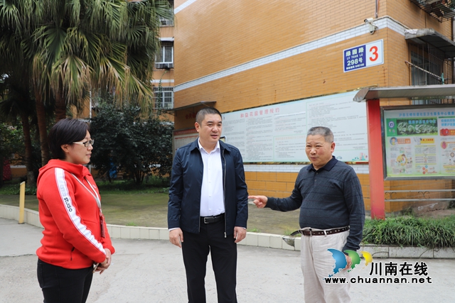 泸县玉蟾街道督导创文、基层社会治理、河长制工作(图3)