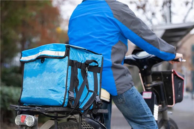 “双节”期间,内江人“花钱”很大方!(图5) “双节”期间,内江人“花钱”很大方!(图5)