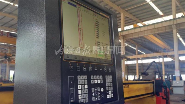 骄傲!地铁隧道里处处都有“内江造”的身影(图3) 骄傲!地铁隧道里处处都有“内江造”的身影(图3)