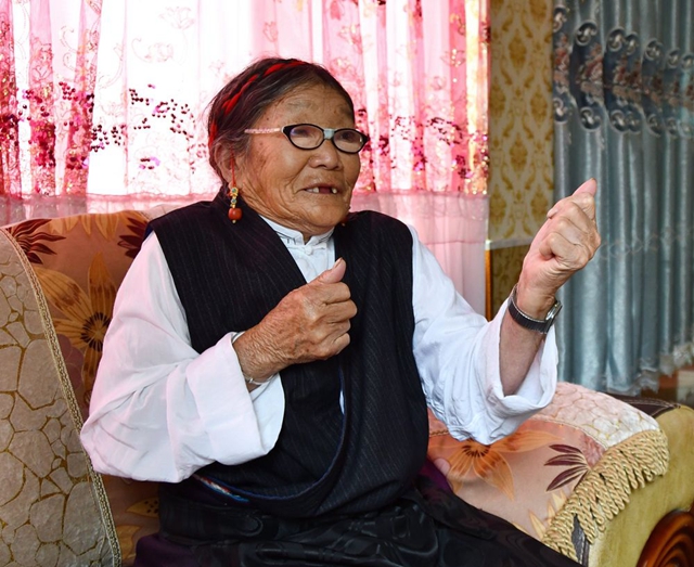 命运的转折——写在四川甘孜藏族自治州建州70年之际(图2)