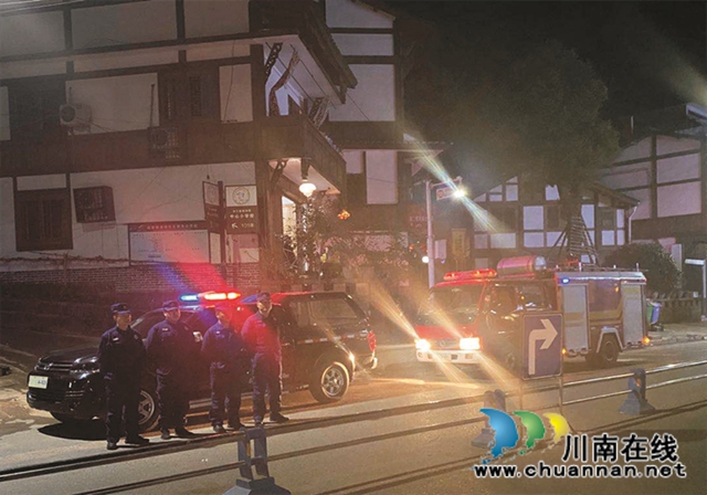 合江尧坝镇：“防火三道墙”守护古镇安全(图2)