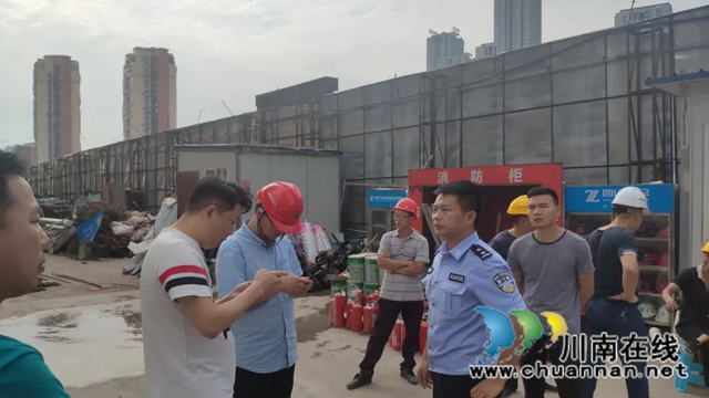 龙马潭法院:秋风凉,执行攻坚如火如荼(图2) 龙马潭法院:秋风凉,执行攻坚如火如荼(图2)