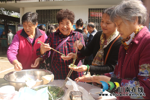 悠悠爱老心 浓浓敬老情！龙马潭区罗汉街道开展重阳节集体活动(图5)