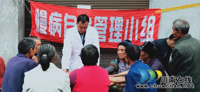 泸县百和镇：一桌重阳宴，尽书仁孝情(图2)