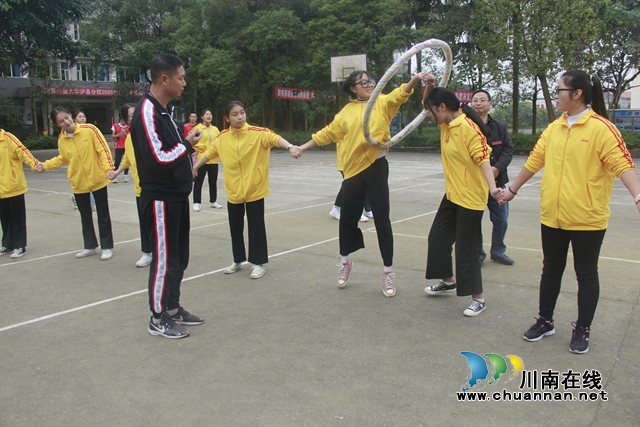 泸县建校龙城校区举行2020年全员运动会(图4)