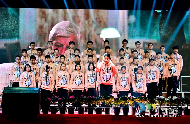 合江中学隆重举行第八届体育艺术节(图9)