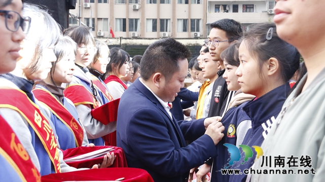 合江中学举行高2018级成人礼仪式(图12)