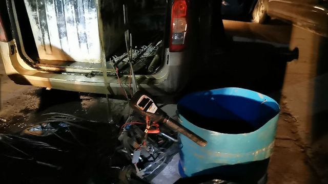 泸州:一夜电翻近400斤鱼,这两弟兄遭了(图3) 泸州:一夜电翻近400斤鱼,这两弟兄遭了(图3)