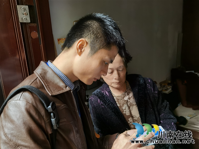 江阳区大山坪街道纪念标社区：扎扎实实做好人口普查工作(图5)