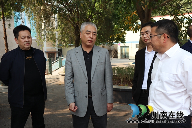 泸州市教体局到泸县云龙镇调研企业和学校运行情况(图3)