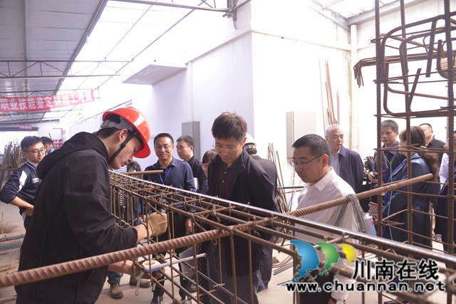 四川省政协调研组到泸县建校考察(图10)