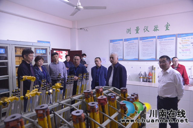 四川省政协调研组到泸县建校考察(图7)