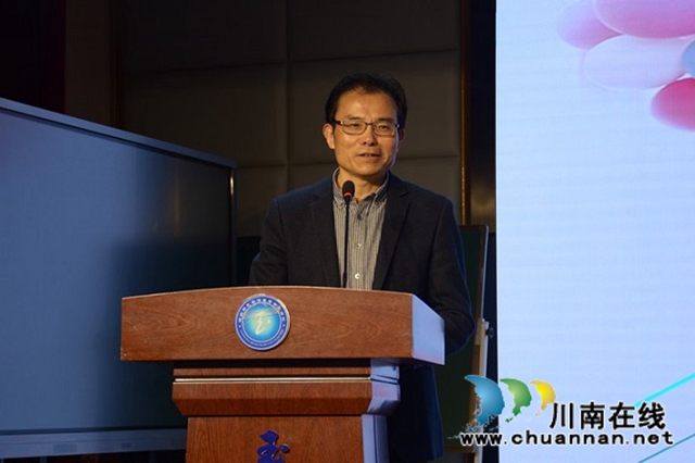 龙马潭区玉带河学校举行退休教师欢送会(图3)