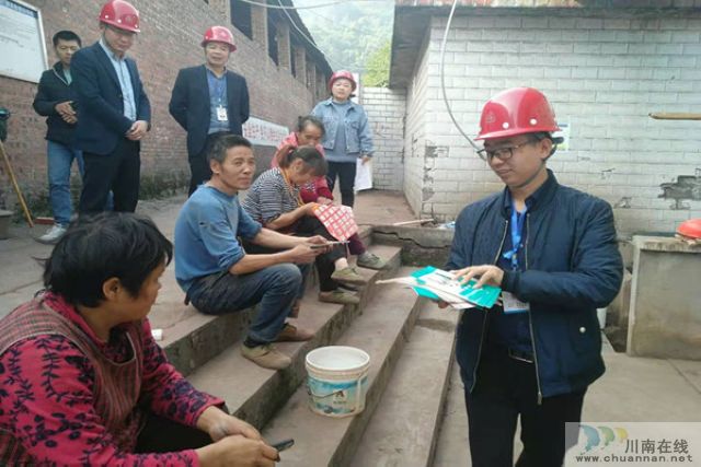 合江县白鹿司法所开展“送法进企业”活动(图2)