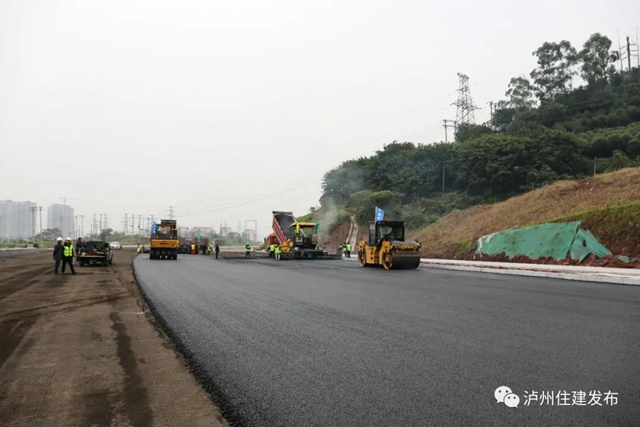 国窖大桥直达张坝 泸州长江二桥西连线下月达到通车条件(图1)