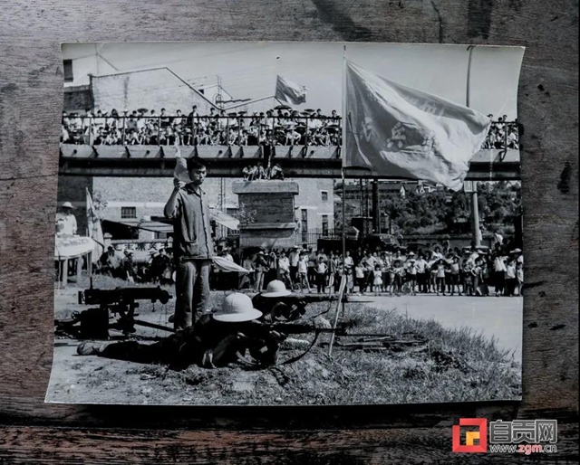 珍藏记忆!130余枚自贡民兵老照片现身(图3) 珍藏记忆!130余枚自贡民兵老照片现身(图3)