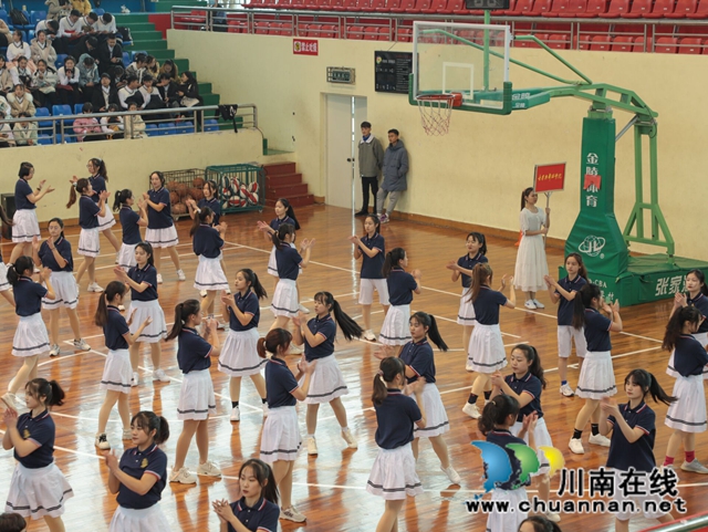 河南信阳师范学院举办2020级广播体操大赛(图7)