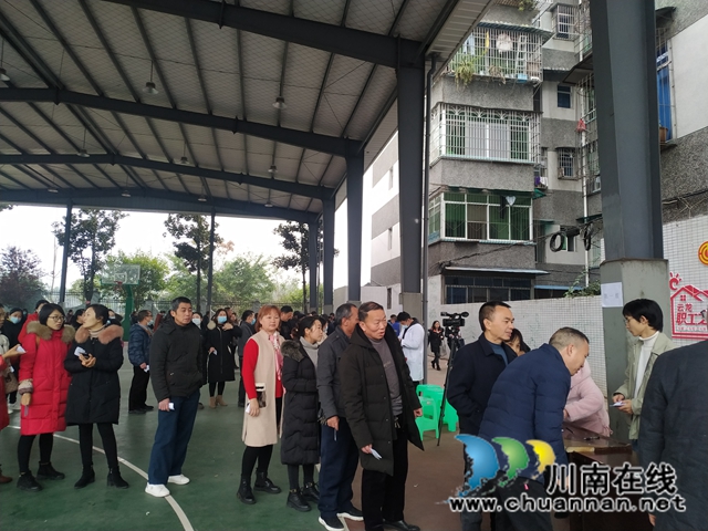 泸县云龙镇开展全镇财政供养人员涉毒排查检测工作(图3)