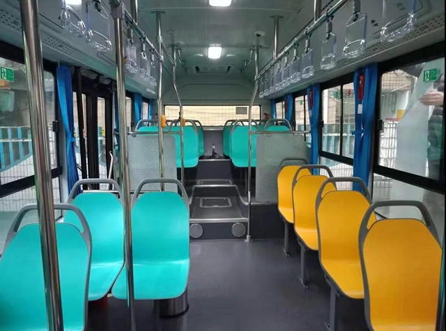 重庆公交车内部图片