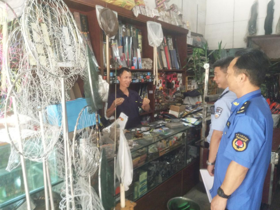 泸县云龙镇：深入开展渔政亮剑行动，整治长江流域禁渔禁捕(图1)