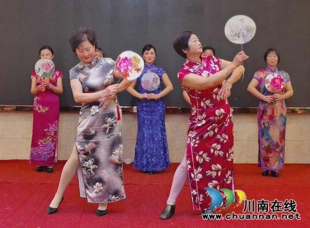 龙马潭区退休教职工协会召开2020年年终总结表彰暨祝寿会(图3) 龙马潭区退休教职工协会召开2020年年终总结表彰暨祝寿会(图3)