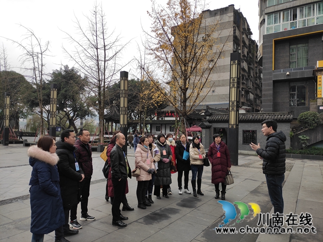 江阳区北城街道开展2020年代表小组视察调研活动(图2) 江阳区北城街道开展2020年代表小组视察调研活动(图2)