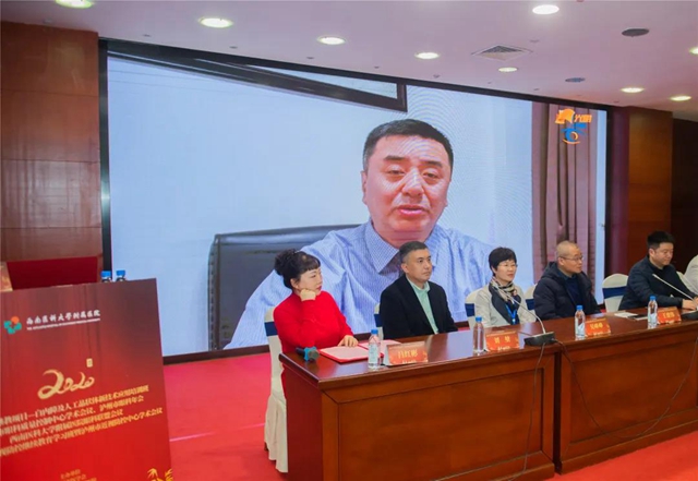 托底致盲疾病，省内首家落地的“光明中心”在西南医大附院正式揭牌！(图2)